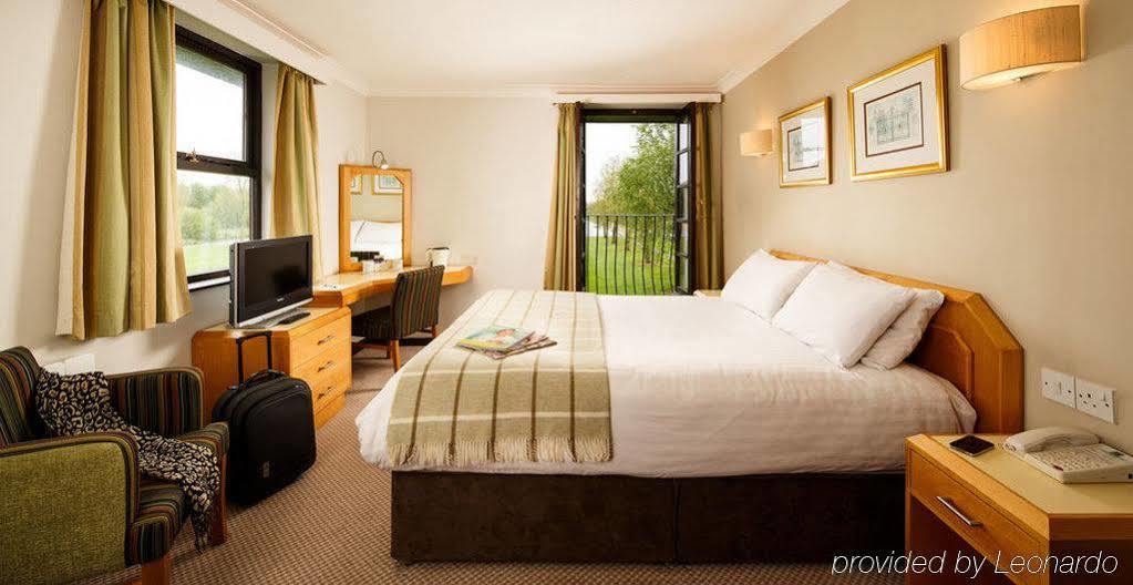 Dragonfly Hotel โคล์เชสเตอร์ ภายนอก รูปภาพ