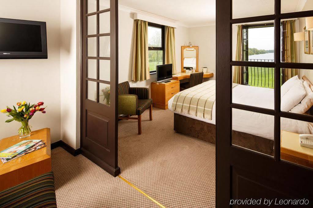 Dragonfly Hotel โคล์เชสเตอร์ ภายนอก รูปภาพ